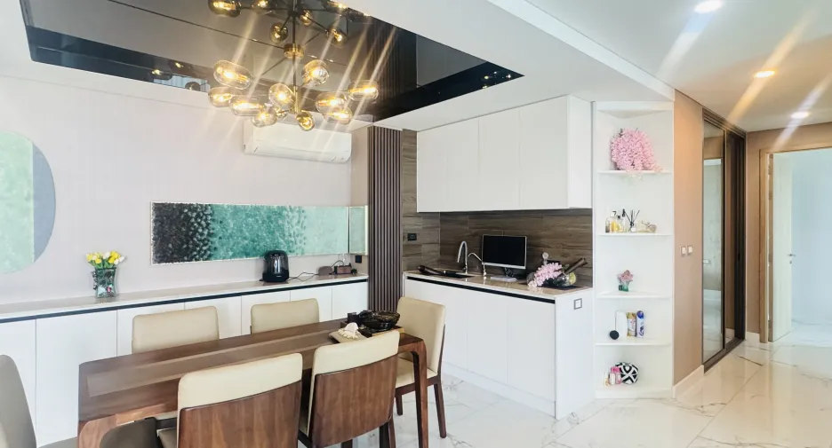 For rent 3 bedrooms condo in Bang Lamung, Chonburi