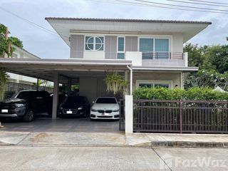 For sale 4 bedrooms house in Mueang Chiang Mai, Chiang Mai