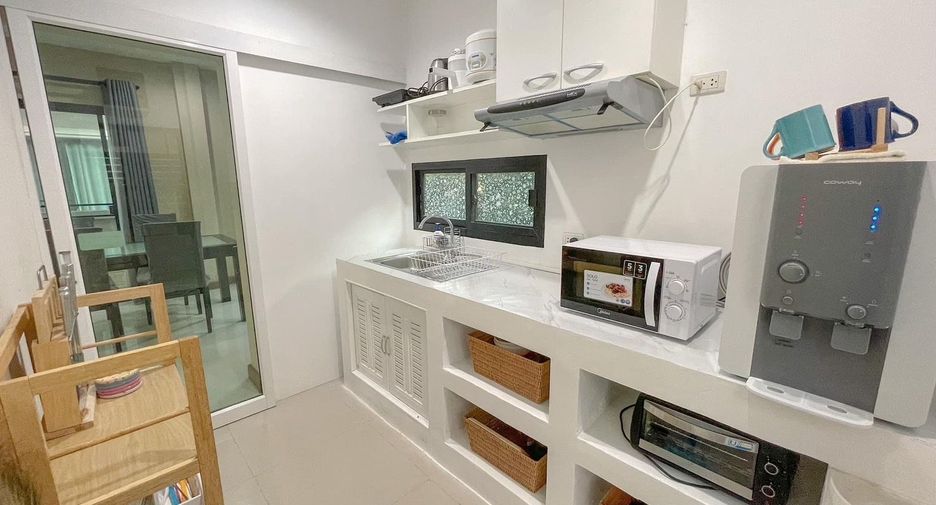 For rent 3 bedrooms house in Saraphi, Chiang Mai