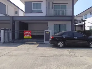 For sale 4 bedrooms house in Mueang Nakhon Ratchasima, Nakhon Ratchasima