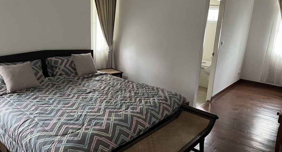 For sale 4 bedrooms house in Hang Dong, Chiang Mai