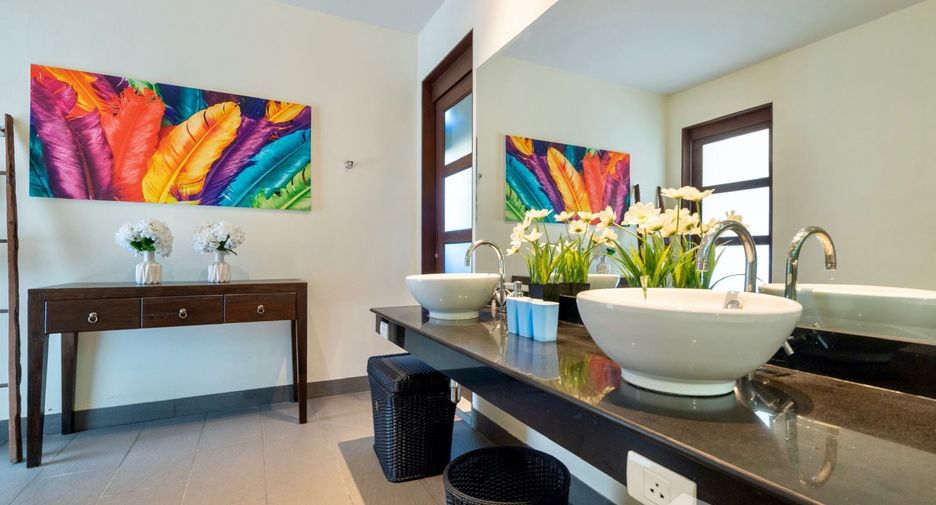 Villa en alquiler de 2 habitaciones en Mueang Phuket, Phuket