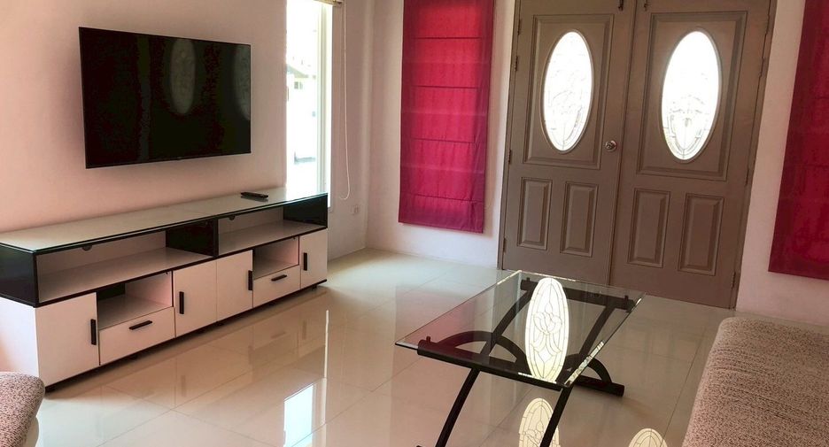For rent 3 bedrooms house in Bang Lamung, Chonburi
