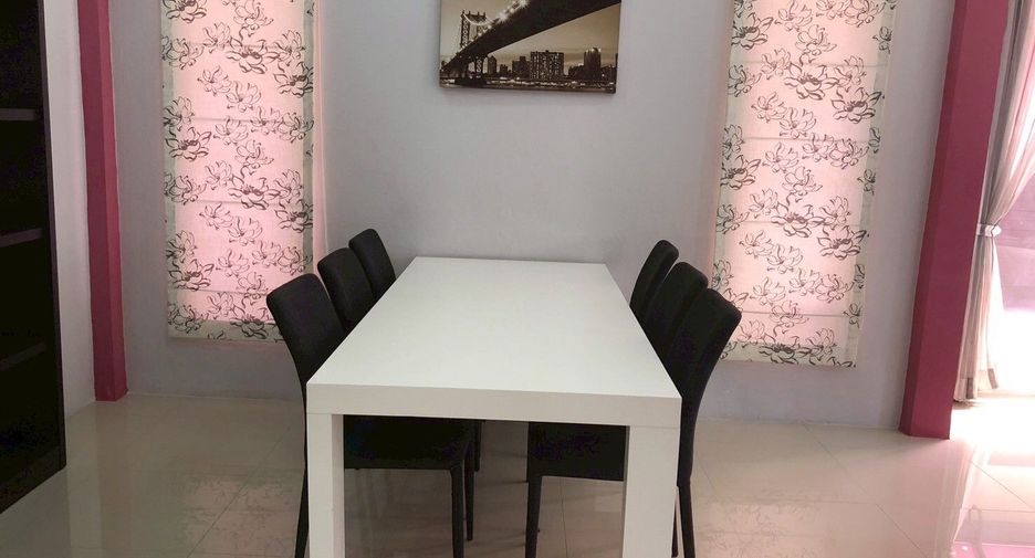 For rent 3 bedrooms house in Bang Lamung, Chonburi