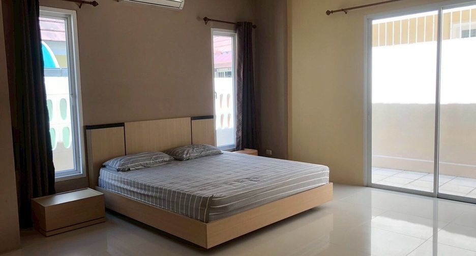 For rent 3 bedrooms house in Bang Lamung, Chonburi