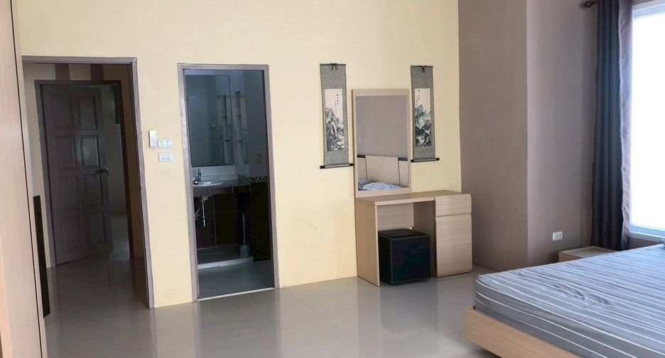 For rent 3 bedrooms house in Bang Lamung, Chonburi
