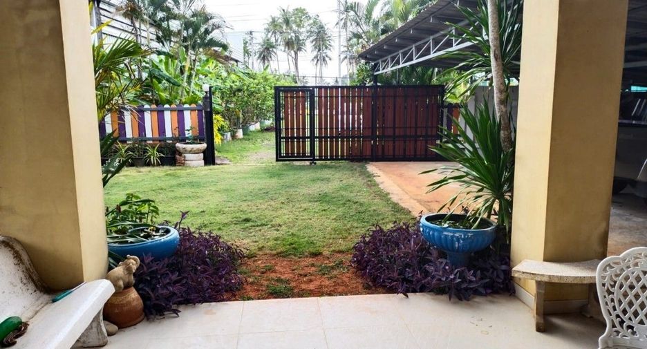 À louer 2 chambres maison de ville à Mueang Krabi, Krabi