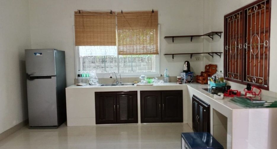 À louer 2 chambres maison de ville à Mueang Krabi, Krabi