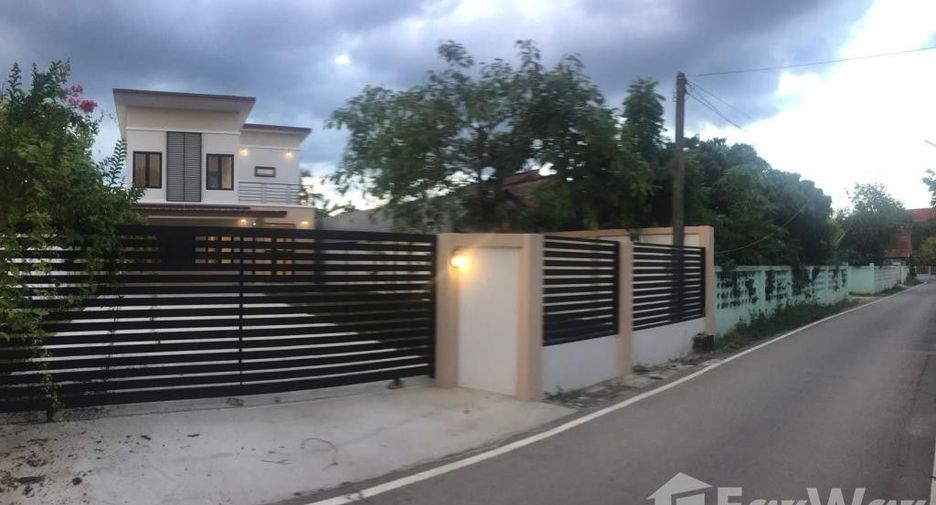 Продажа 3 спальни дом в Ханг Донг, Чианг Маи