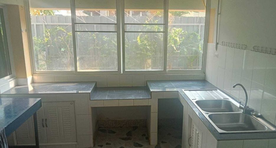 Casa en venta de 5 habitaciones en Doi Saket, Chiang Mai