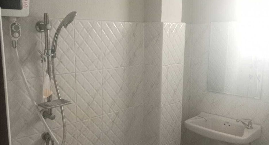 Casa en venta de 5 habitaciones en Doi Saket, Chiang Mai