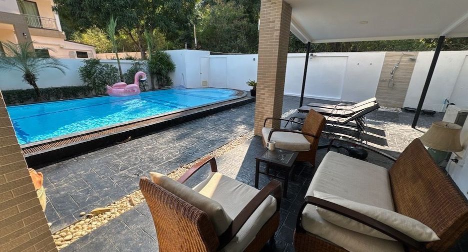 Villa en venta de 4 habitaciones en Hua Hin, Prachuap Khiri Khan