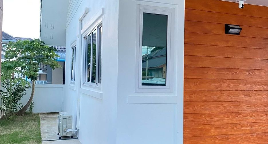 For rent 3 bedrooms house in San Sai, Chiang Mai