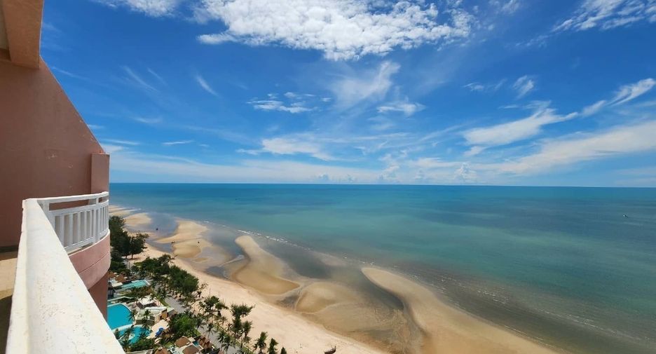 For sale 3 bedrooms condo in Cha Am, Phetchaburi