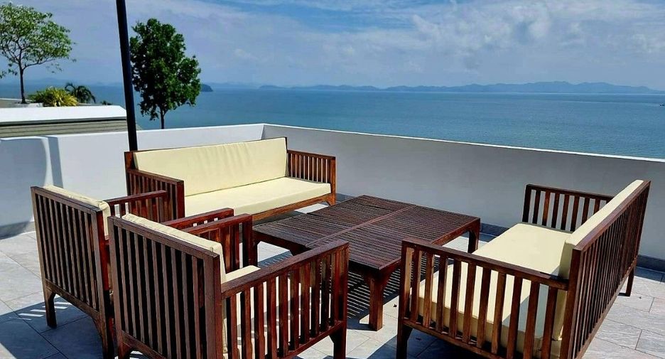 For sale 3 bedrooms villa in Thalang, Phuket