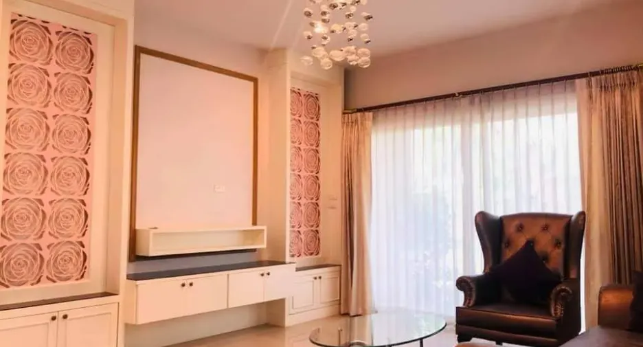 Haus zum Kauf und zur Miete mit 3 Zimmer in San Kamphaeng, Chiang Mai