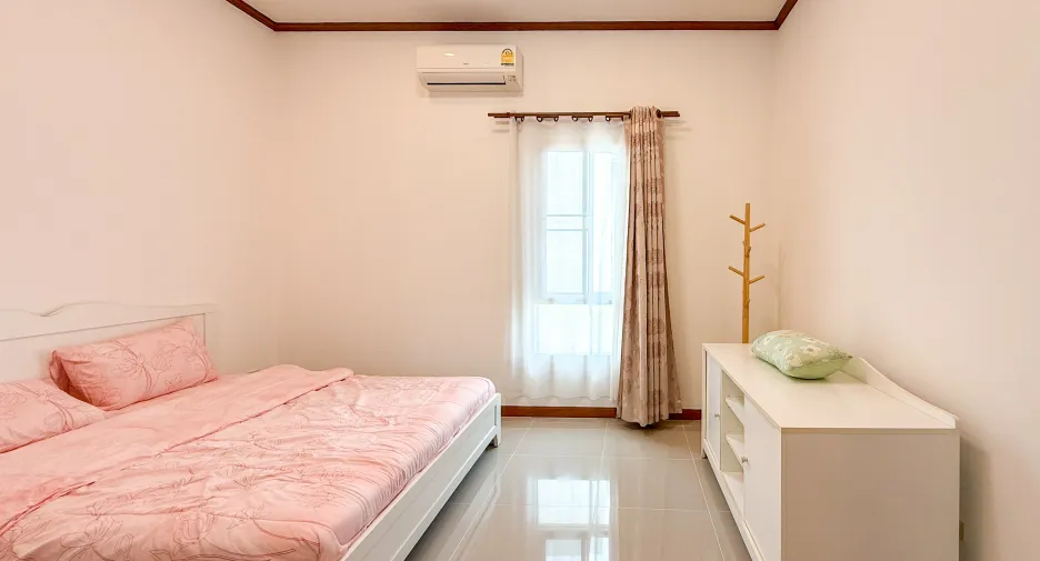 For rent 3 bedrooms villa in Hua Hin, Prachuap Khiri Khan