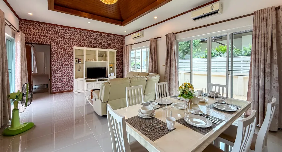 For rent 3 bedrooms villa in Hua Hin, Prachuap Khiri Khan