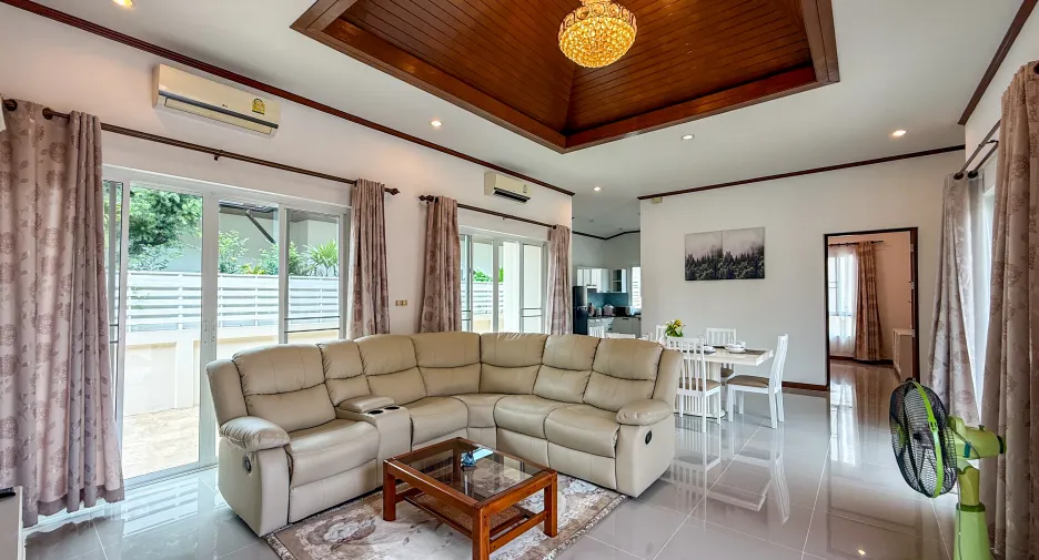 For rent 3 bedrooms villa in Hua Hin, Prachuap Khiri Khan