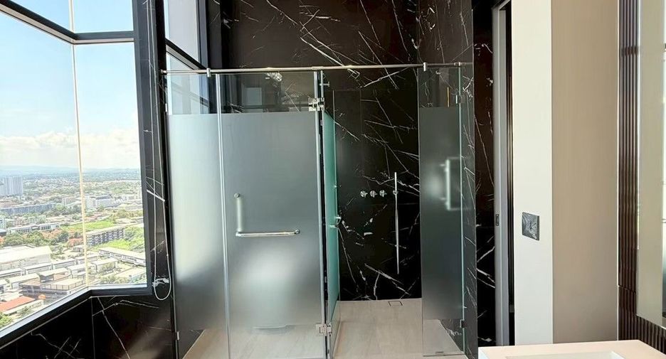 Продажа 3 спальни кондо в Банг Ламунг, Чонбури