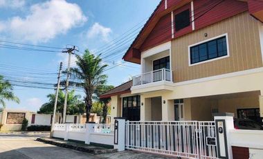 À vendre 5 chambres maison à Saraphi, Chiang Mai