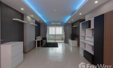 Condo en venta y en alquiler de 2 habitaciones en Bangkok Yai, Bangkok