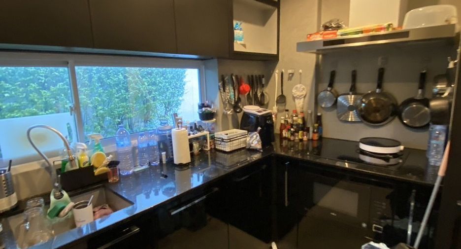 For sale and for rent 3 bedrooms house in Prawet, Bangkok