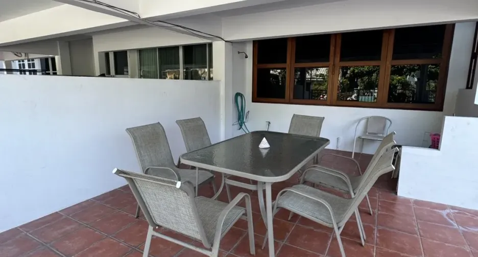 For rent 4 bedrooms townhouse in Hua Hin, Prachuap Khiri Khan