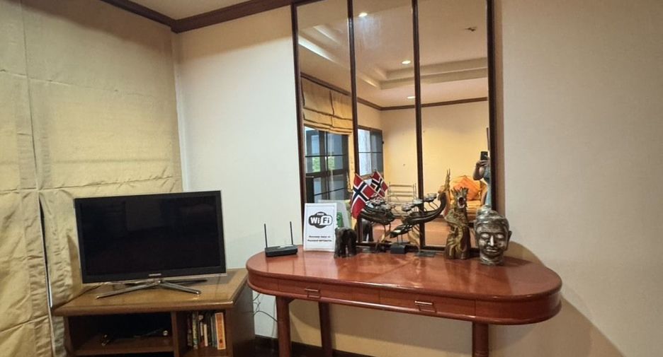 For rent 4 bedrooms townhouse in Hua Hin, Prachuap Khiri Khan