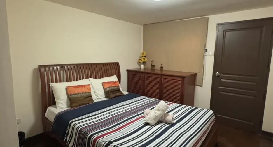 For rent 4 bedrooms townhouse in Hua Hin, Prachuap Khiri Khan