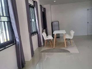 À louer 2 chambres maison à Hang Dong, Chiang Mai