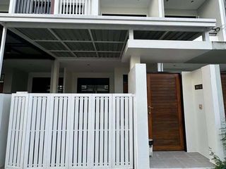 Casa adosada en alquiler de 2 habitaciones en San Sai, Chiang Mai