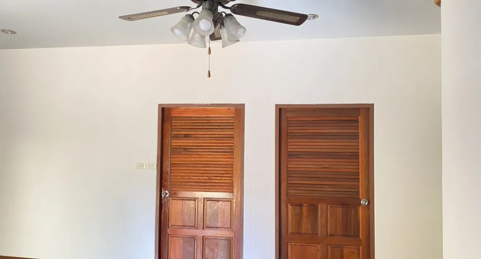 À louer 3 chambres maison à Mueang Khon Kaen, Khon Kaen