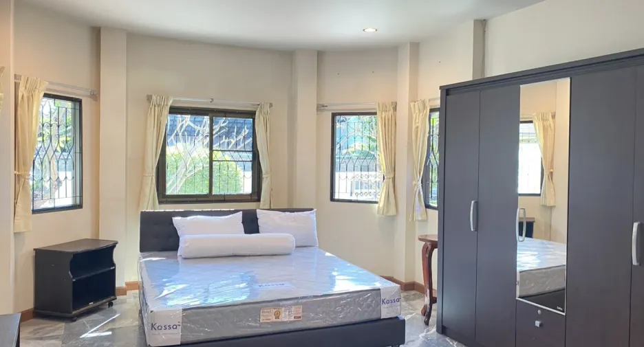 À louer 3 chambres maison à Mueang Khon Kaen, Khon Kaen