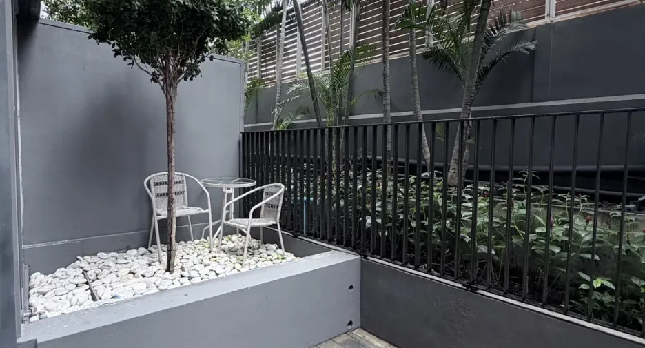 For sale 2 bedrooms condo in Watthana, Bangkok