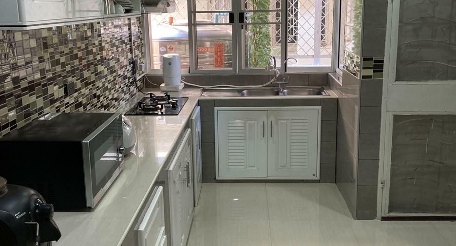 Haus zum Kauf mit 5 Zimmer in Hang Dong, Chiang Mai