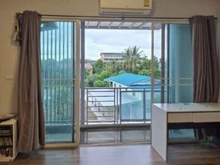Casa adosada en venta de 3 habitaciones en Thung Khru, Bangkok