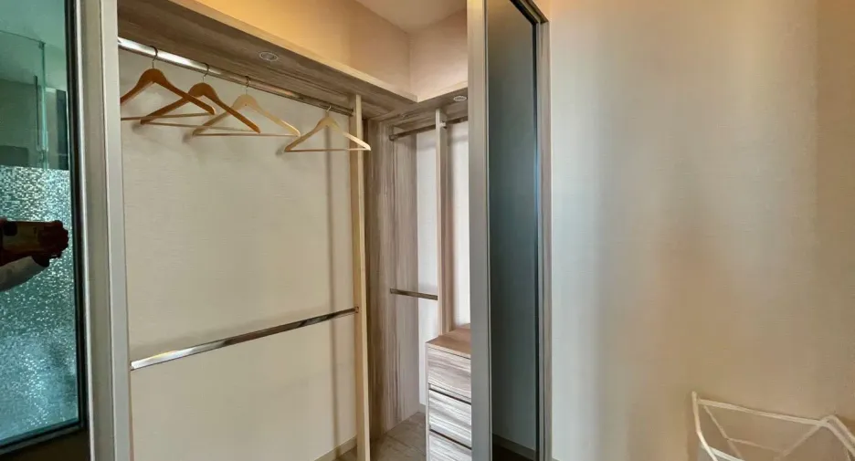 Condo en venta y en alquiler de 2 habitaciones en Watthana, Bangkok