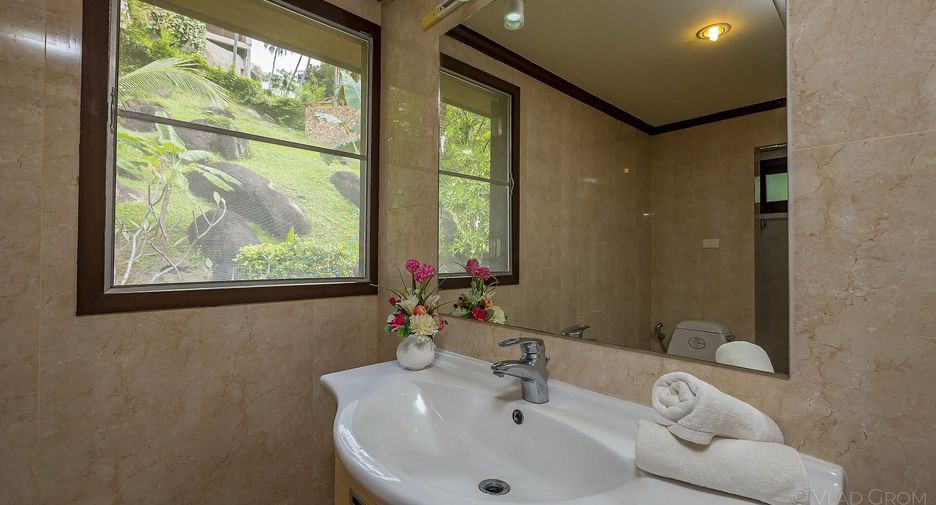 À vendre 4 chambres villa à Ko Samui, Surat Thani
