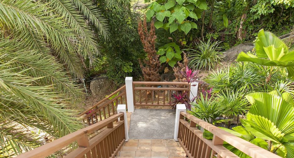 À vendre 4 chambres villa à Ko Samui, Surat Thani