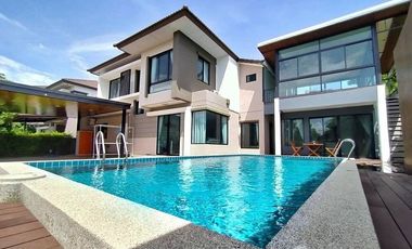 For rent 5 bedrooms villa in Mueang Chiang Mai, Chiang Mai