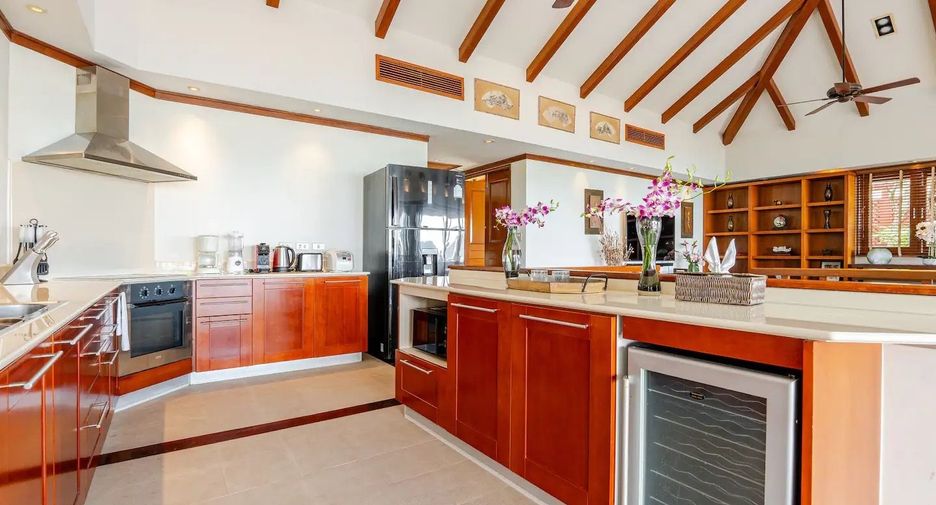 For rent 3 bedrooms villa in Kathu, Phuket