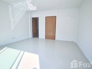 For sale 4 bedrooms townhouse in Mueang Chiang Mai, Chiang Mai