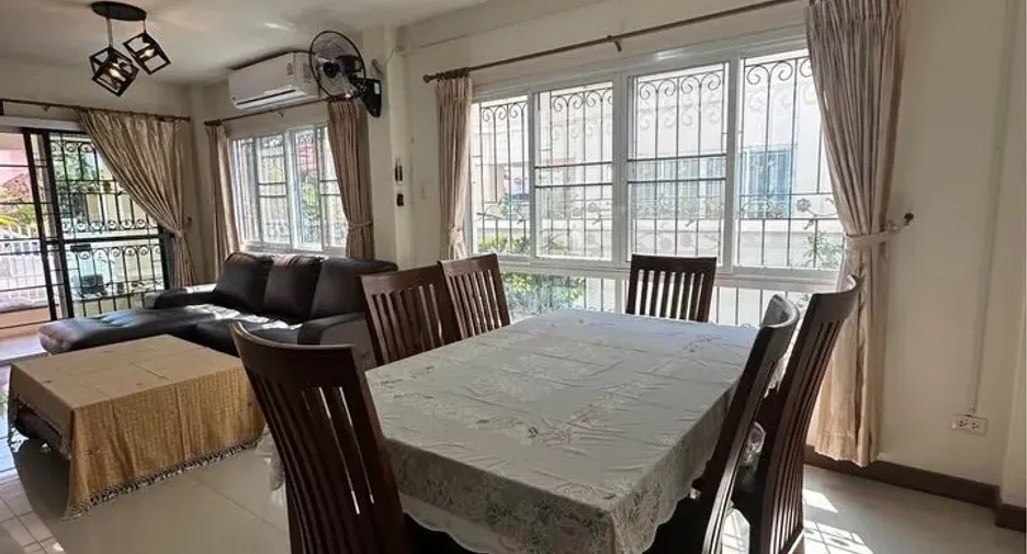 出租 3 卧室 独立屋 在 Hang Dong, Chiang Mai