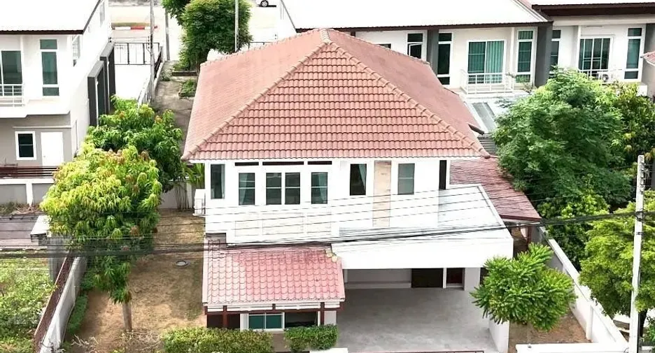 For rent 3 bedrooms house in Doi Saket, Chiang Mai