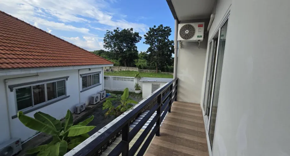 For rent 2 bedrooms townhouse in Hua Hin, Prachuap Khiri Khan