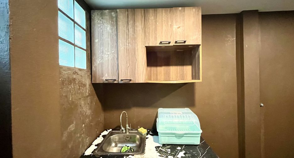 For rent 2 bedrooms townhouse in Mueang Chiang Mai, Chiang Mai