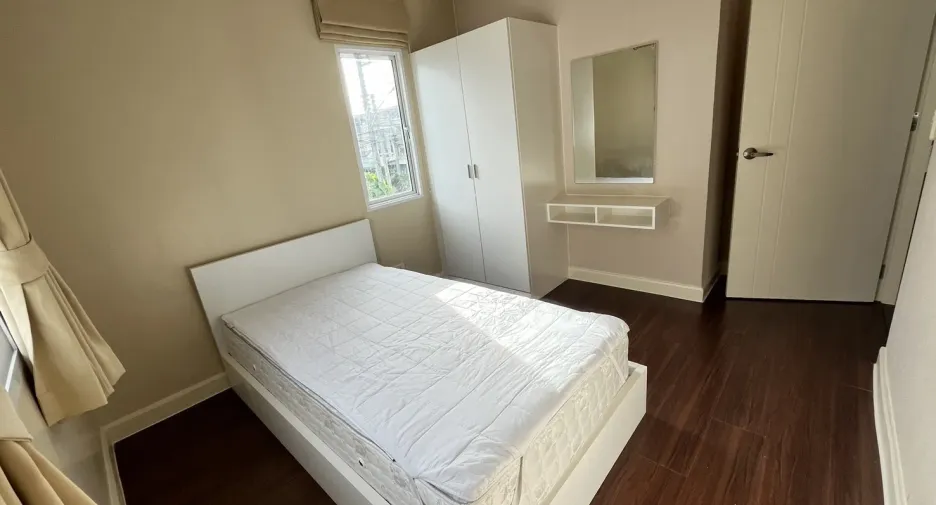 For rent 3 bedrooms townhouse in Mueang Phuket, Phuket