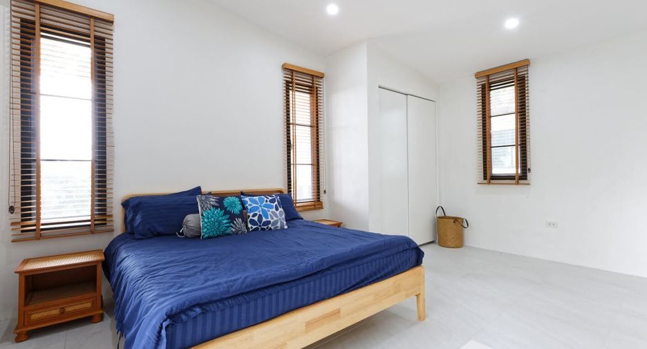 For sale 6 bedrooms house in Ko Pha-ngan, Surat Thani