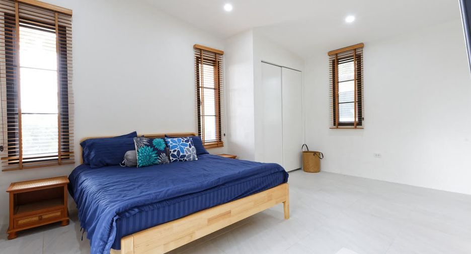 For sale 6 bedrooms house in Ko Pha-ngan, Surat Thani